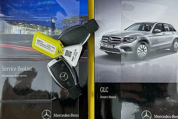 2016 Mercedes-Benz GLC250 253