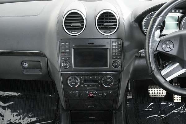 2010 Mercedes-Benz ML63 AMG 4x4 W164 09 Upgrade