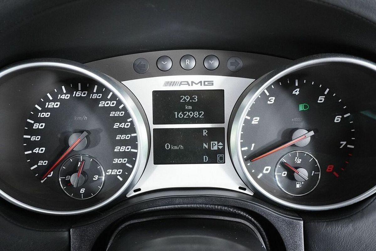 2010 Mercedes-Benz ML63 AMG 4x4 W164 09 Upgrade