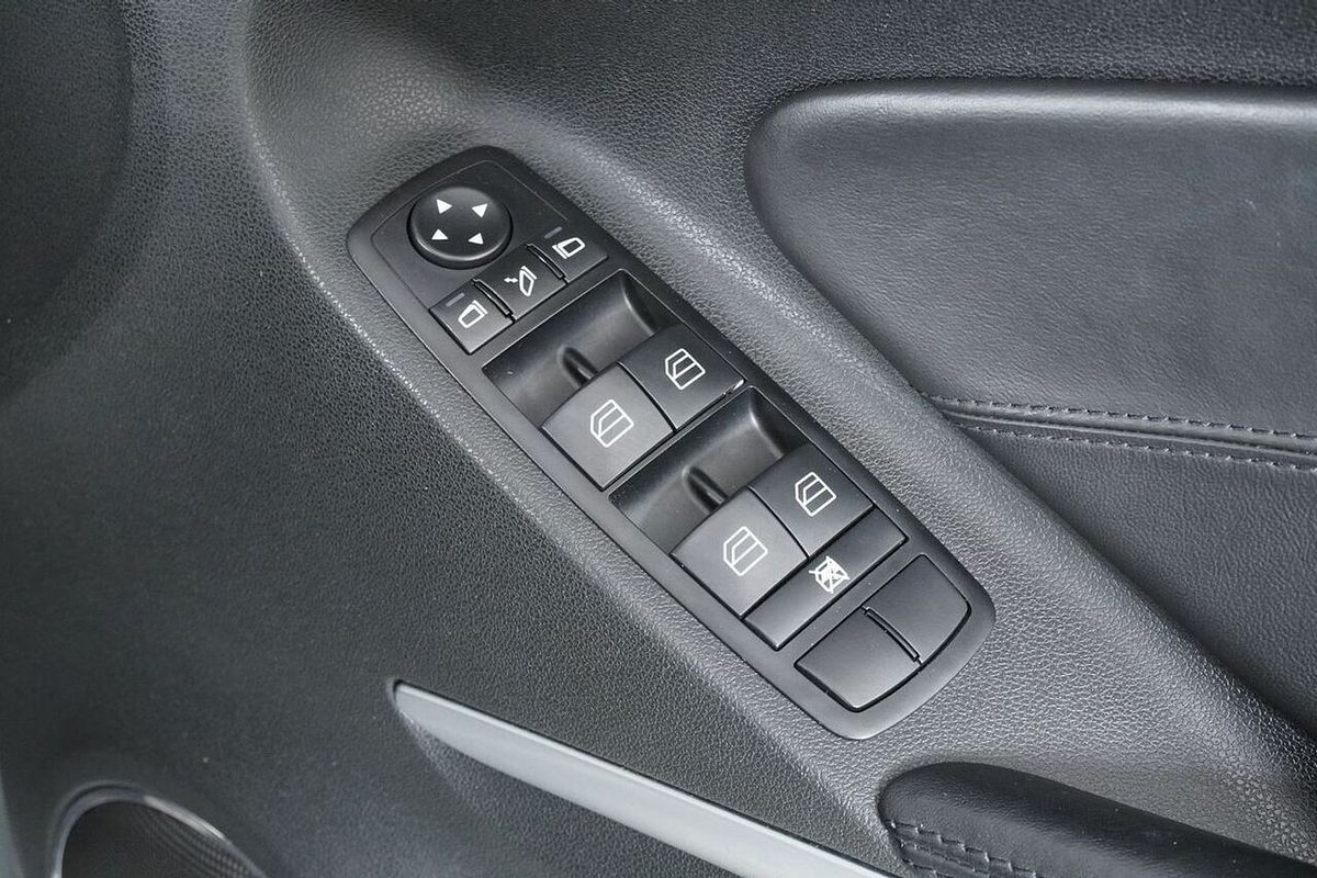 2010 Mercedes-Benz ML63 AMG 4x4 W164 09 Upgrade