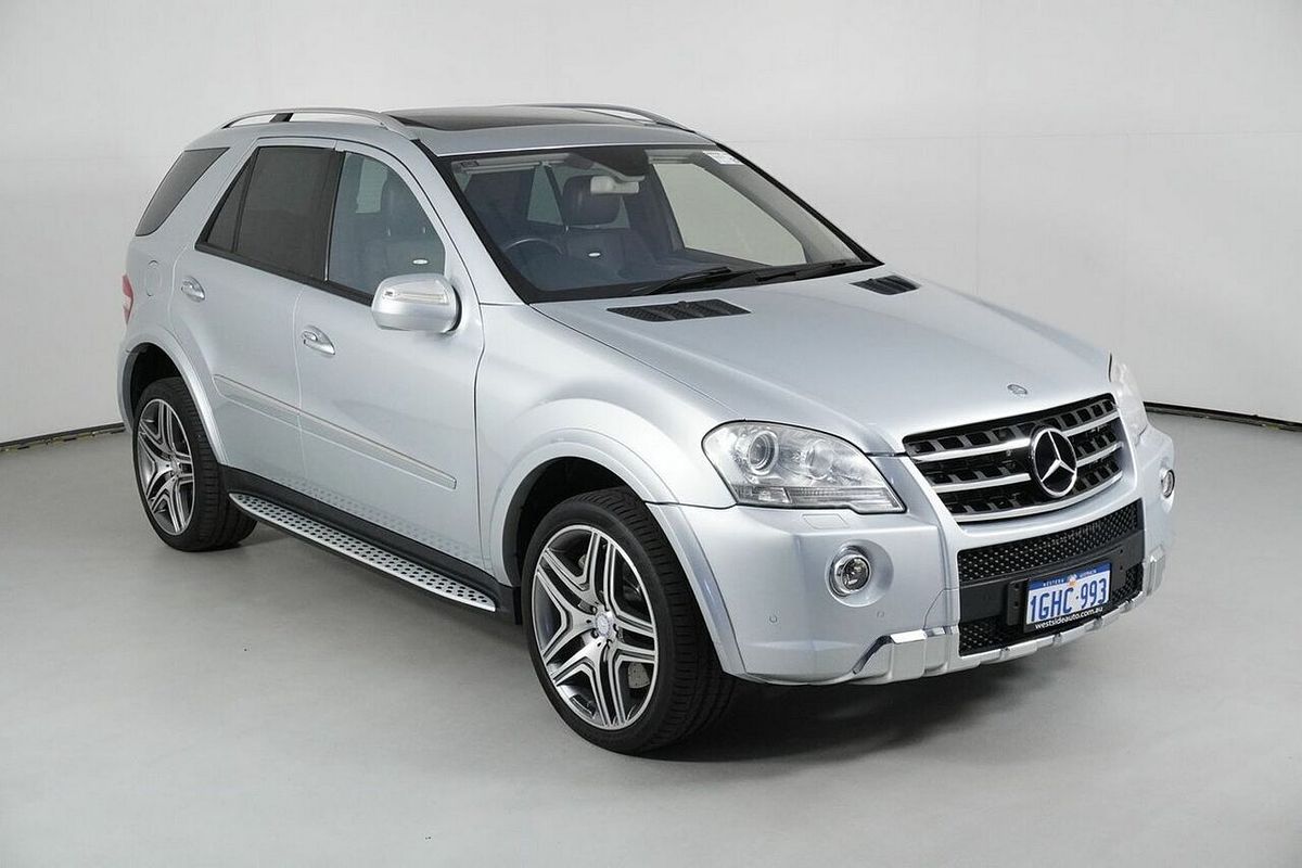 2010 Mercedes-Benz ML63 AMG 4x4 W164 09 Upgrade