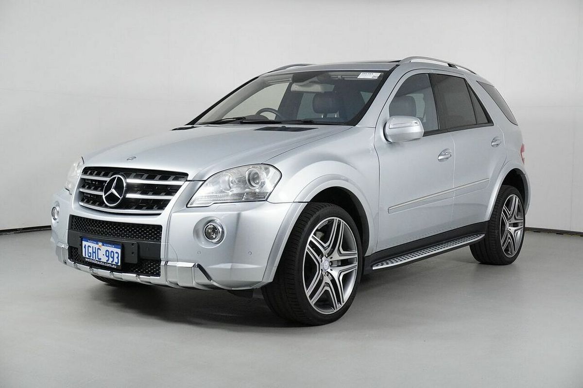 2010 Mercedes-Benz ML63 AMG 4x4 W164 09 Upgrade