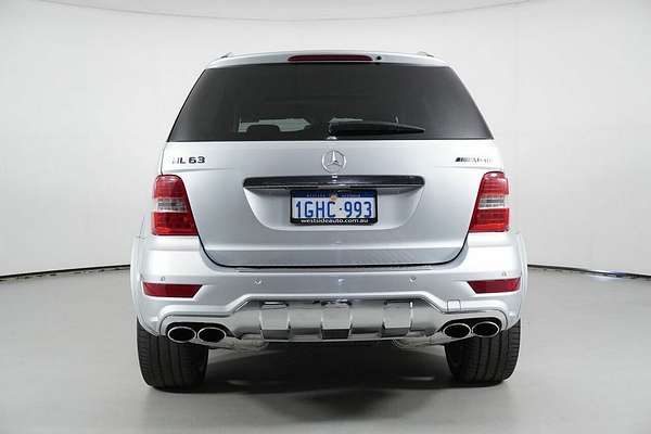 2010 Mercedes-Benz ML63 AMG 4x4 W164 09 Upgrade