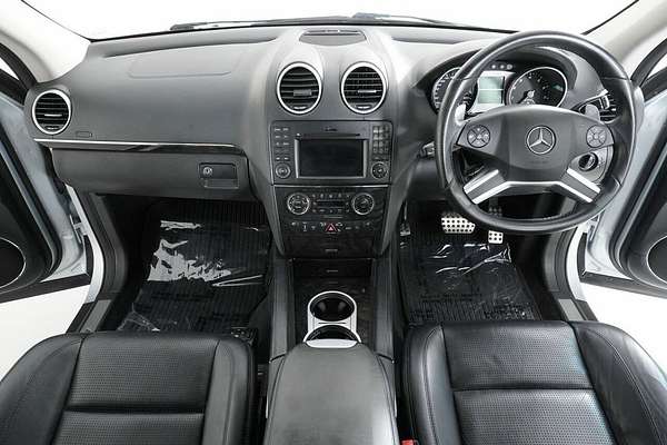 2010 Mercedes-Benz ML63 AMG 4x4 W164 09 Upgrade