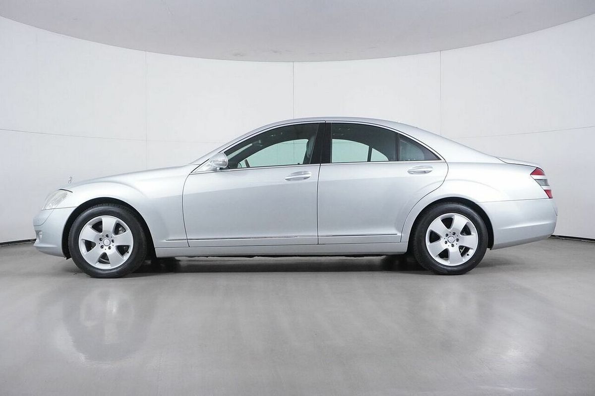 2007 Mercedes-Benz S350 221