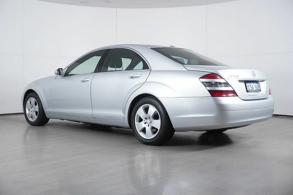 2007 Mercedes-Benz S350 221