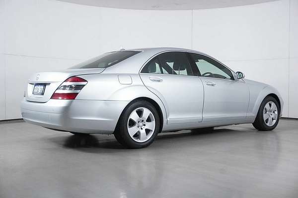 2007 Mercedes-Benz S350 221