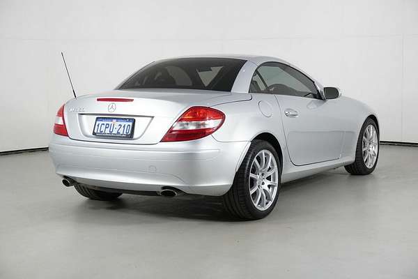 2004 Mercedes-Benz SLK350 R171
