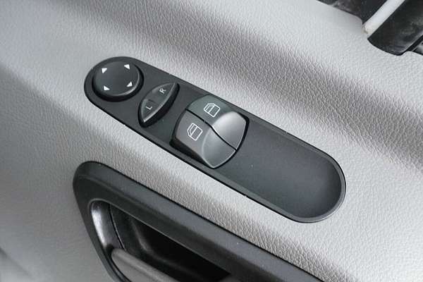 2011 Mercedes-Benz Sprinter 316CDI MWB 906 MY11