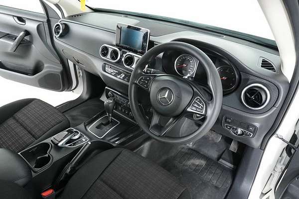 2020 Mercedes-Benz X-Class 250d Pure (4Matic) 470 4X4