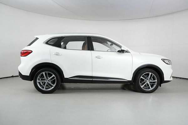 2022 MG HS Essence SAS23 MY22
