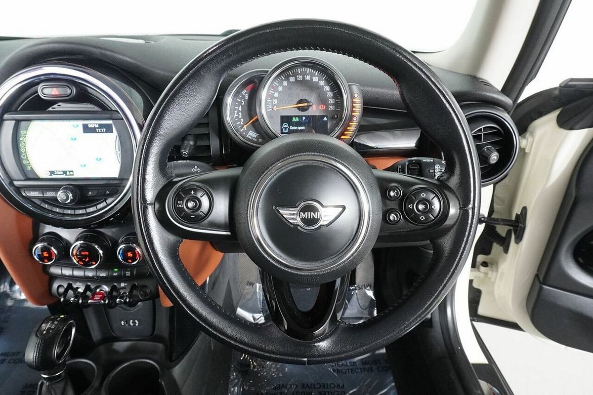 2017 MINI Cooper F56