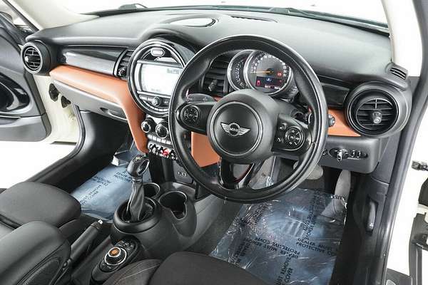 2017 MINI Cooper F56