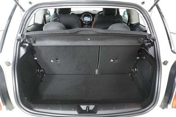 2017 MINI Cooper F56