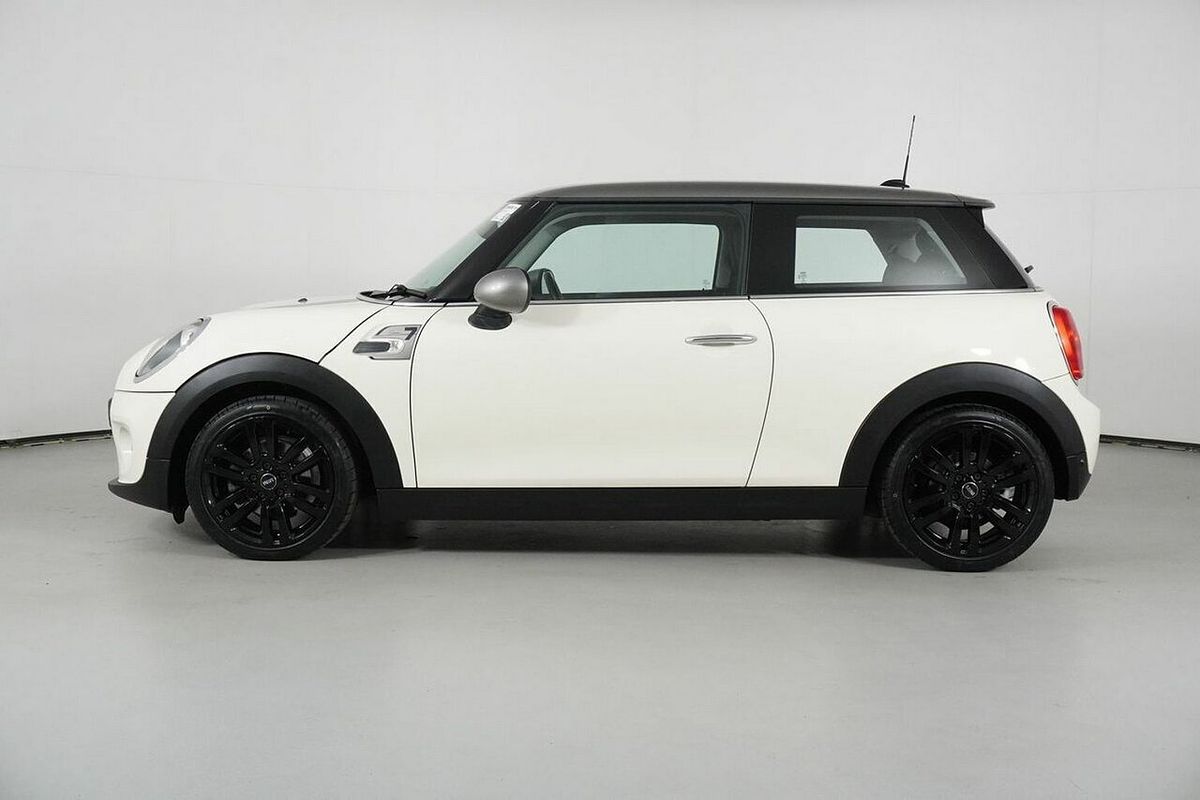 2017 MINI Cooper F56