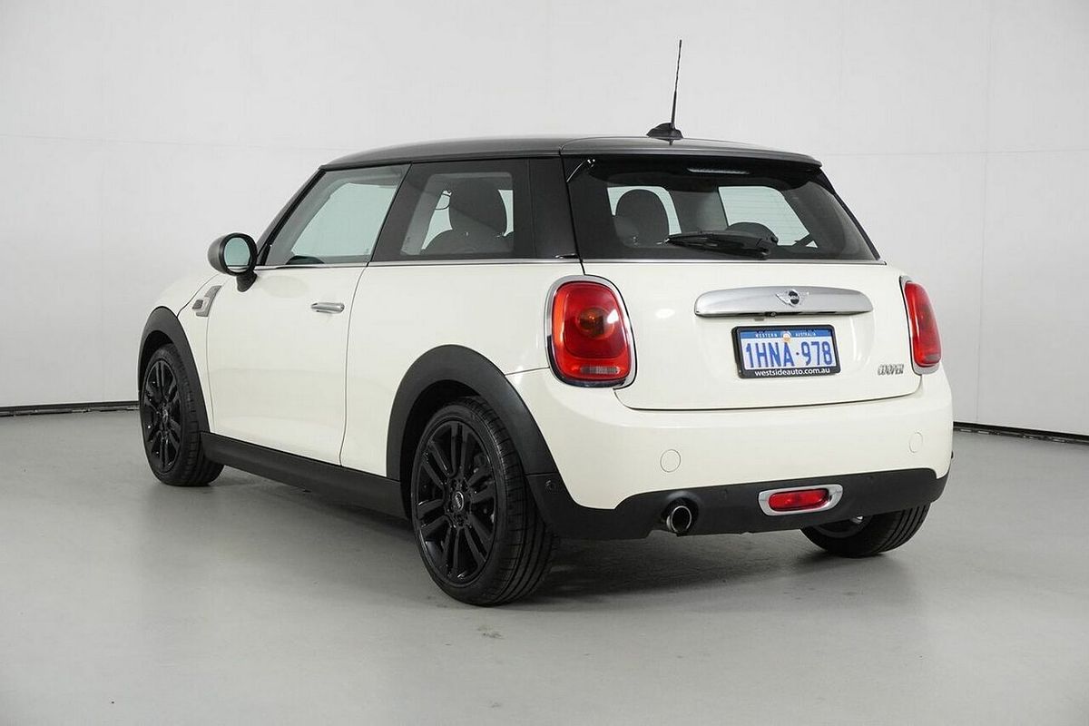 2017 MINI Cooper F56