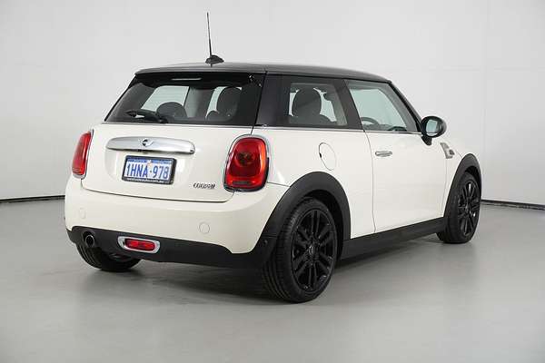 2017 MINI Cooper F56