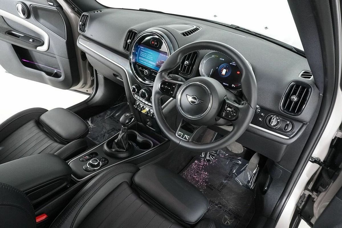 2022 MINI Countryman Cooper SE ALL4 Mini Yours (hb) F60