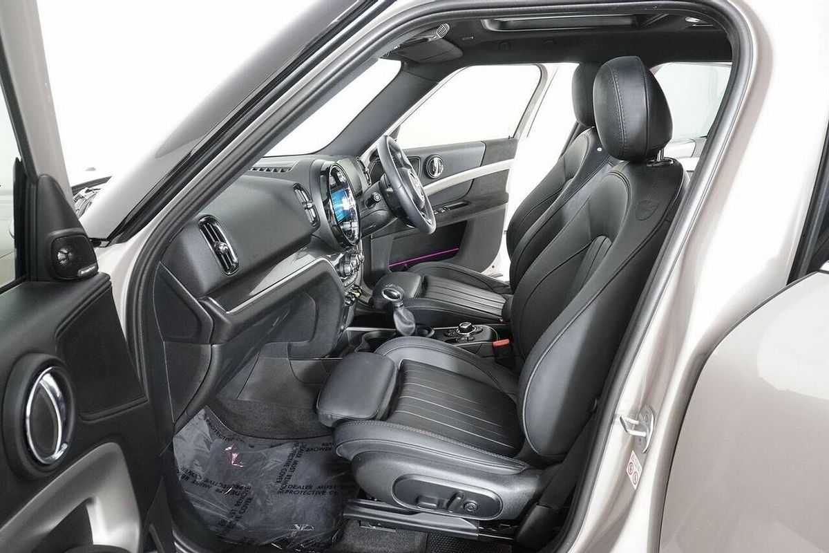 2022 MINI Countryman Cooper SE ALL4 Mini Yours (hb) F60