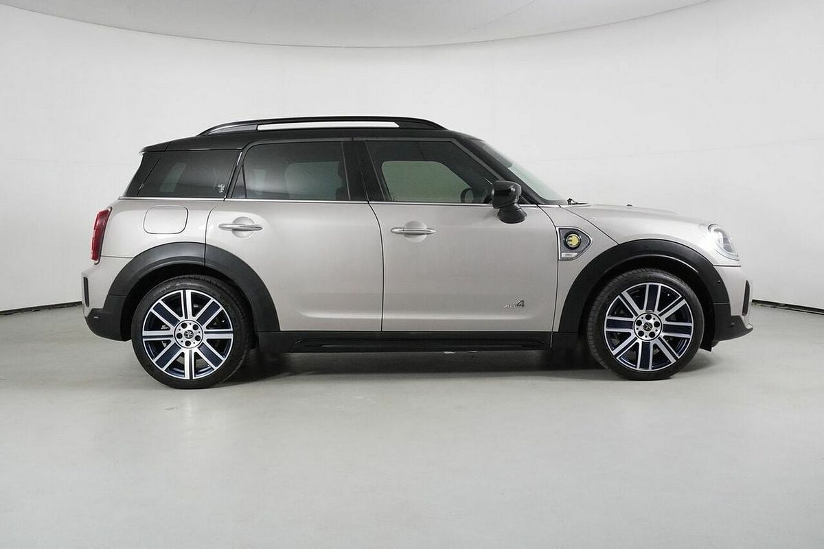 2022 MINI Countryman Cooper SE ALL4 Mini Yours (hb) F60