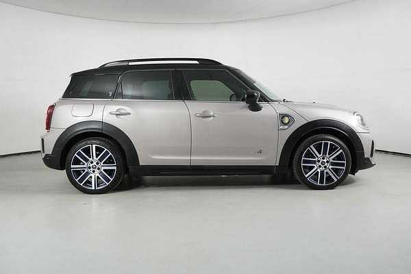 2022 MINI Countryman Cooper SE ALL4 Mini Yours (hb) F60