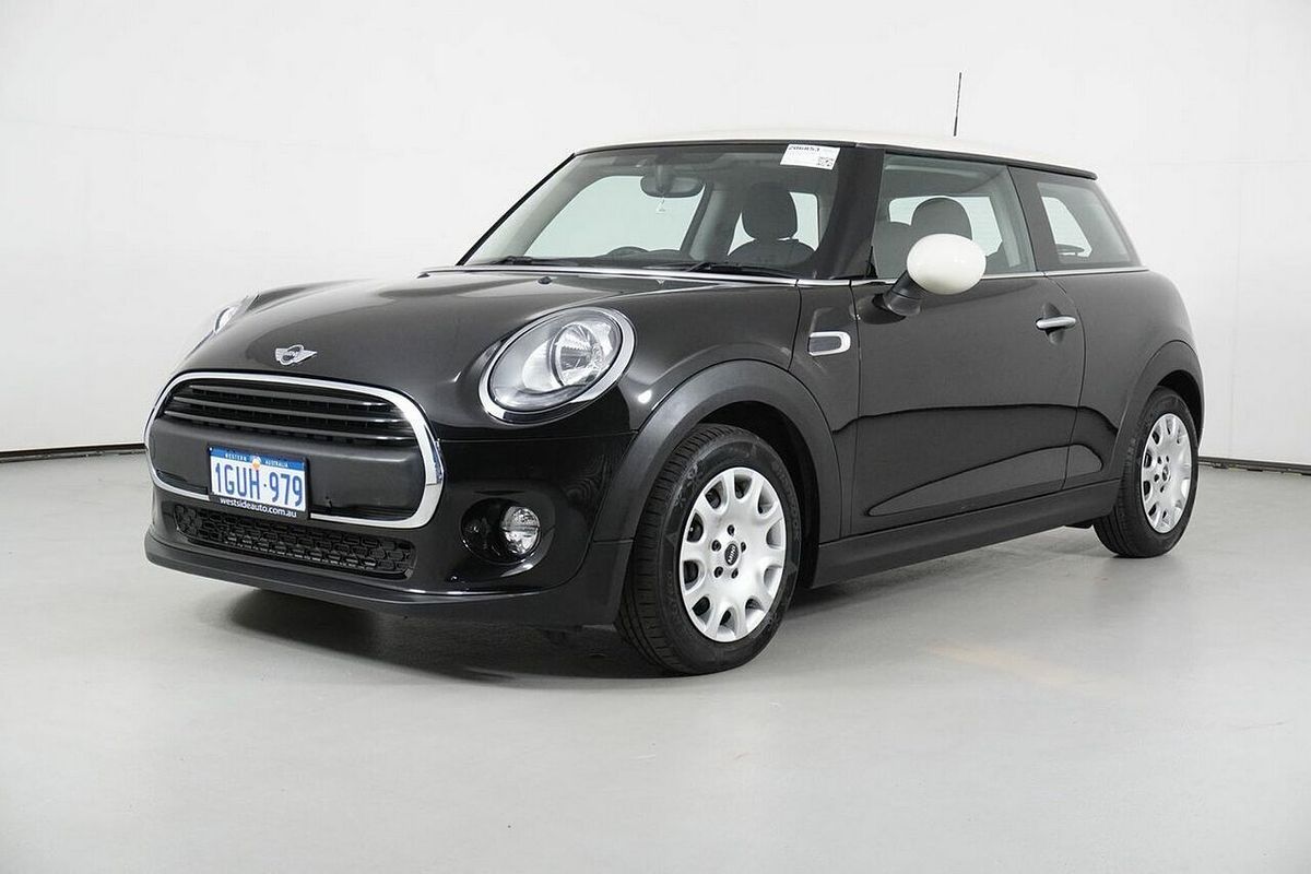 2017 MINI One F56
