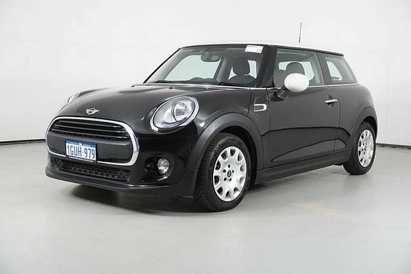2017 MINI One F56