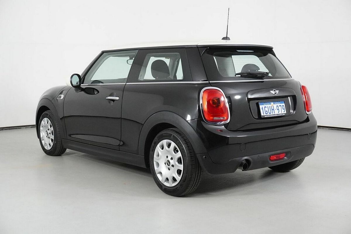 2017 MINI One F56
