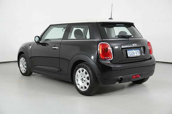 2017 MINI One F56