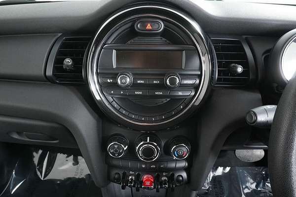 2017 MINI One F56