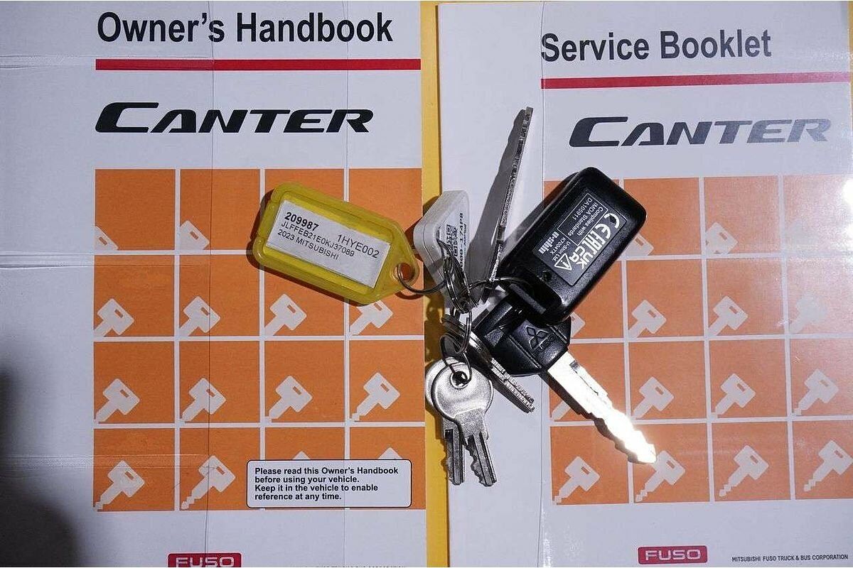 2022 Mitsubishi Canter 515 2WD