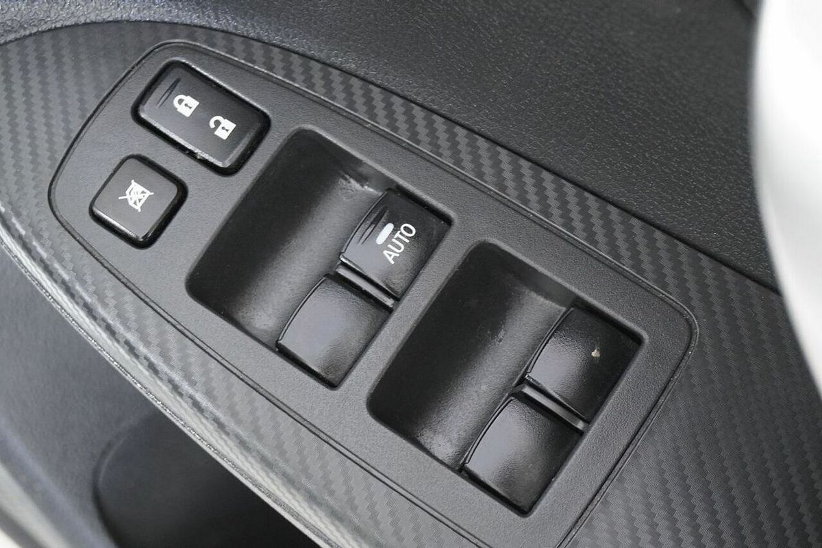 2018 Mitsubishi Eclipse Cross LS (2WD) YA MY18