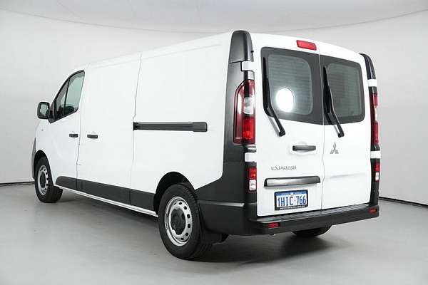 2021 Mitsubishi Express GLX LWB SN MY22