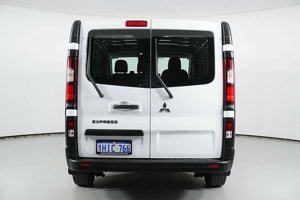 2021 Mitsubishi Express GLX LWB SN MY22