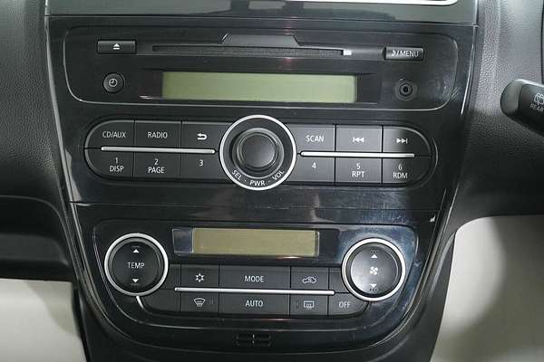 2013 Mitsubishi Mirage LS LA