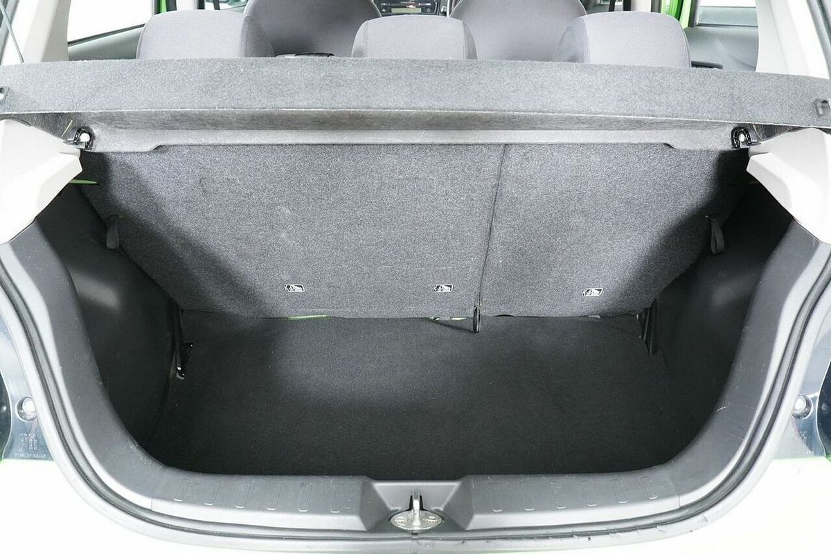 2013 Mitsubishi Mirage LS LA