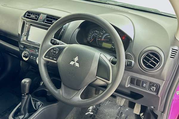 2015 Mitsubishi Mirage ES LA MY15
