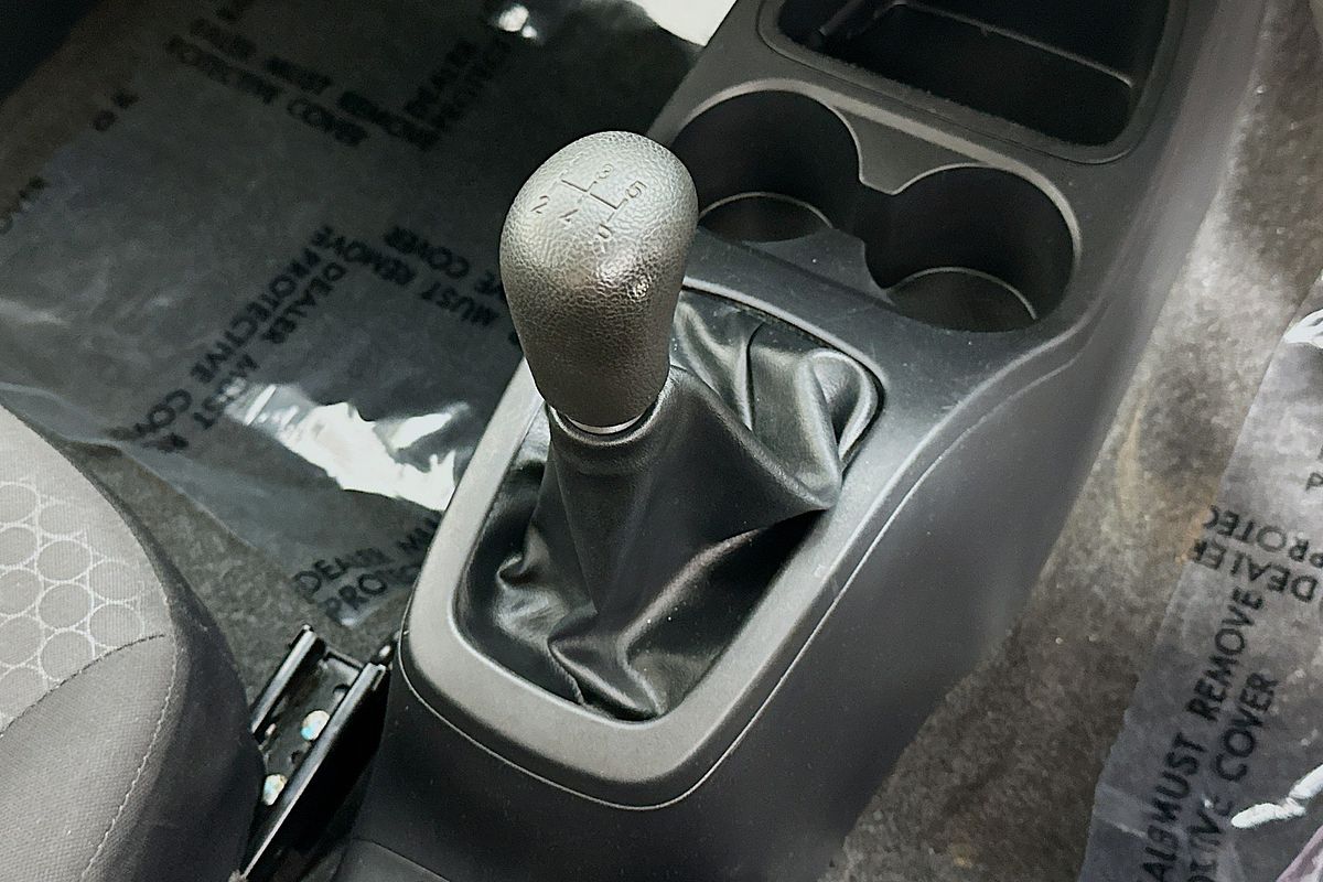 2015 Mitsubishi Mirage ES LA MY15