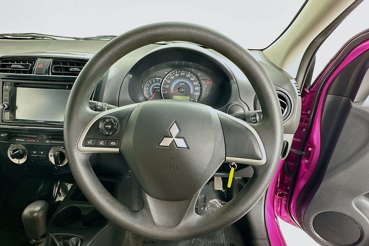 2015 Mitsubishi Mirage ES LA MY15