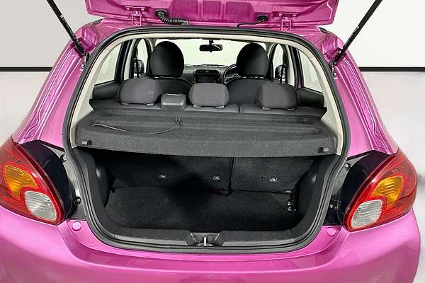 2015 Mitsubishi Mirage ES LA MY15