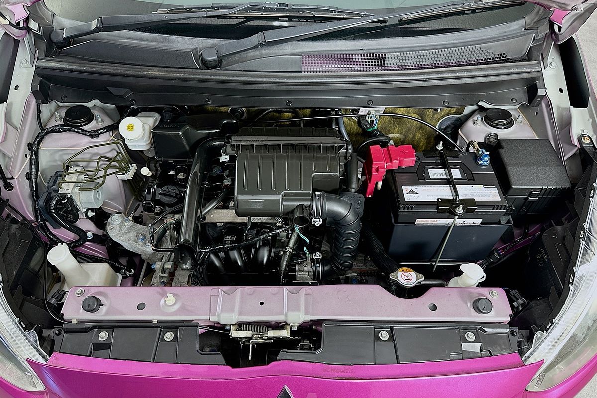 2015 Mitsubishi Mirage ES LA MY15