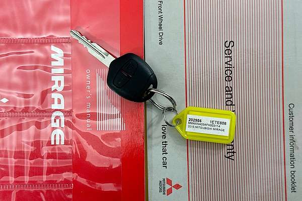 2015 Mitsubishi Mirage ES LA MY15