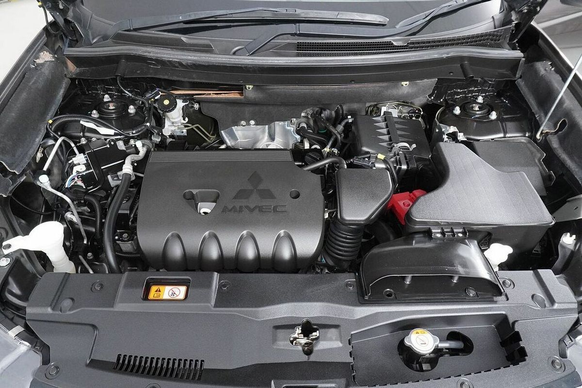 2020 Mitsubishi Outlander ES 7 Seat (AWD) ZL MY20