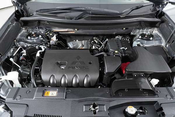 2021 Mitsubishi Outlander ES 7 Seat (AWD) ZL MY21