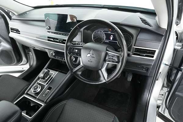 2022 Mitsubishi Outlander LS 7 Seat (AWD) ZM MY22.5