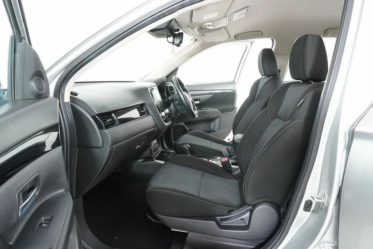 2021 Mitsubishi Outlander ES 7 Seat (AWD) ZL MY21