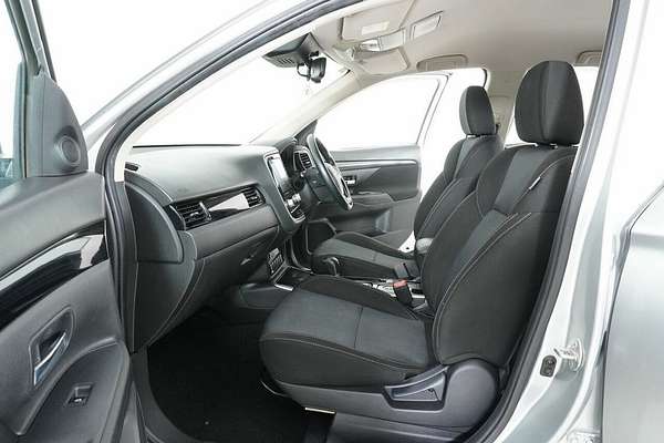 2021 Mitsubishi Outlander ES 7 Seat (AWD) ZL MY21