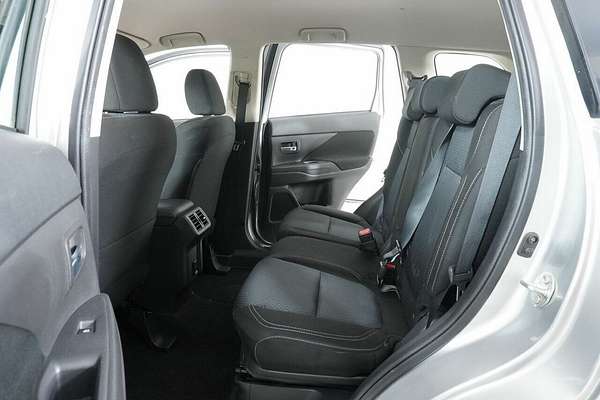 2021 Mitsubishi Outlander ES 7 Seat (AWD) ZL MY21