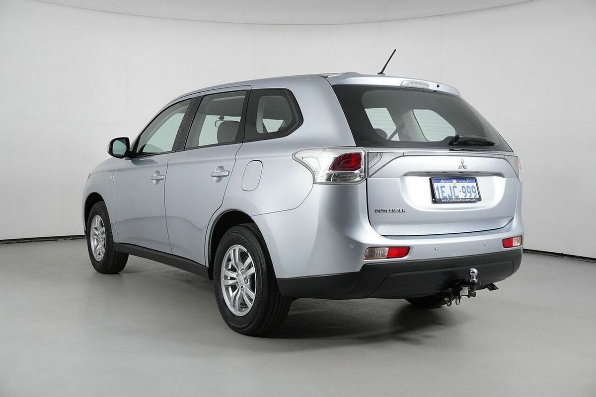 2013 Mitsubishi Outlander ES (4x2) ZJ