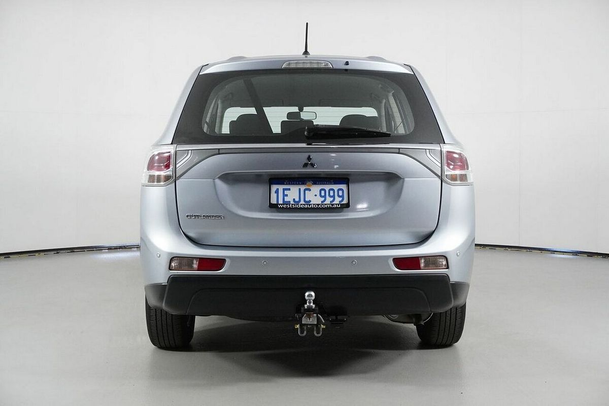 2013 Mitsubishi Outlander ES (4x2) ZJ